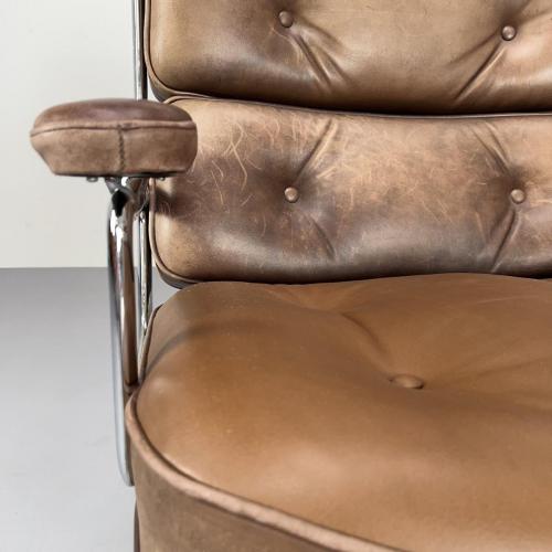 eames_lobby_chair_vitra_braun_es105_7